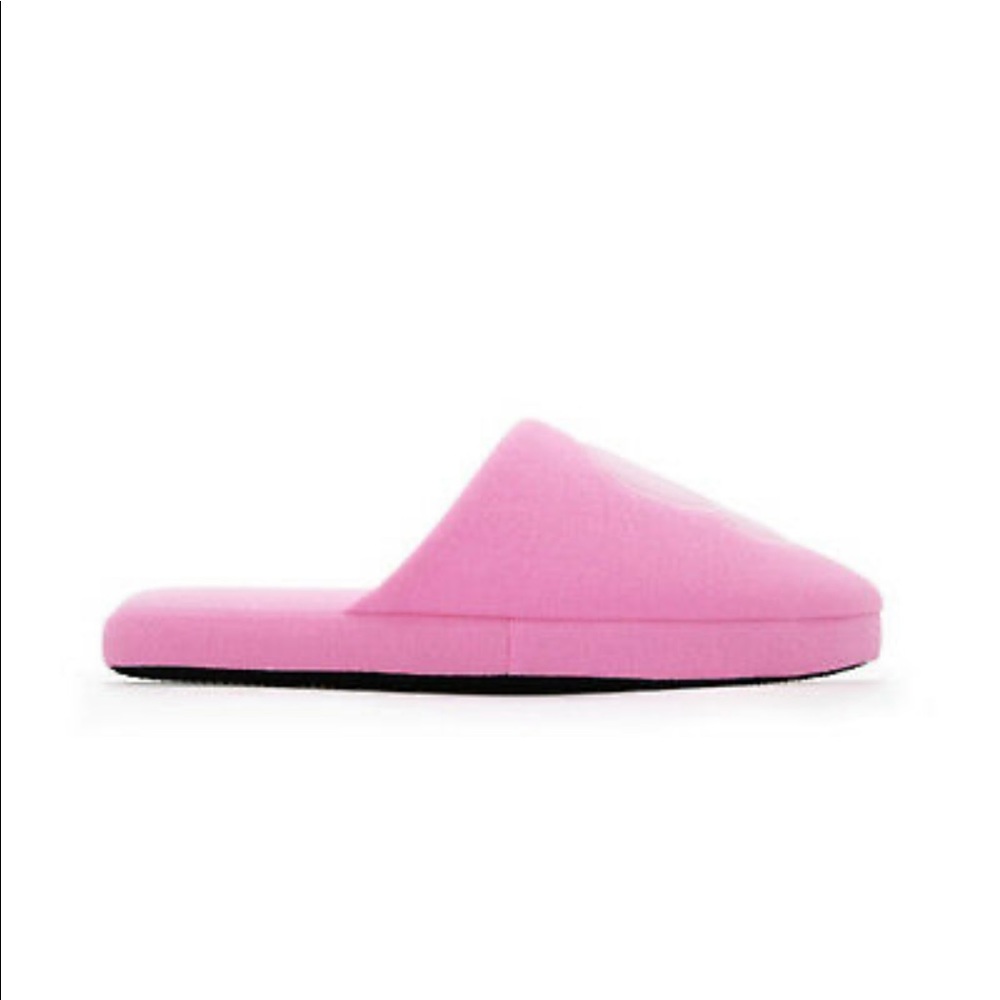 Official BT21 X Home Plus Applique indoor Slipper - Picture 2 of 9